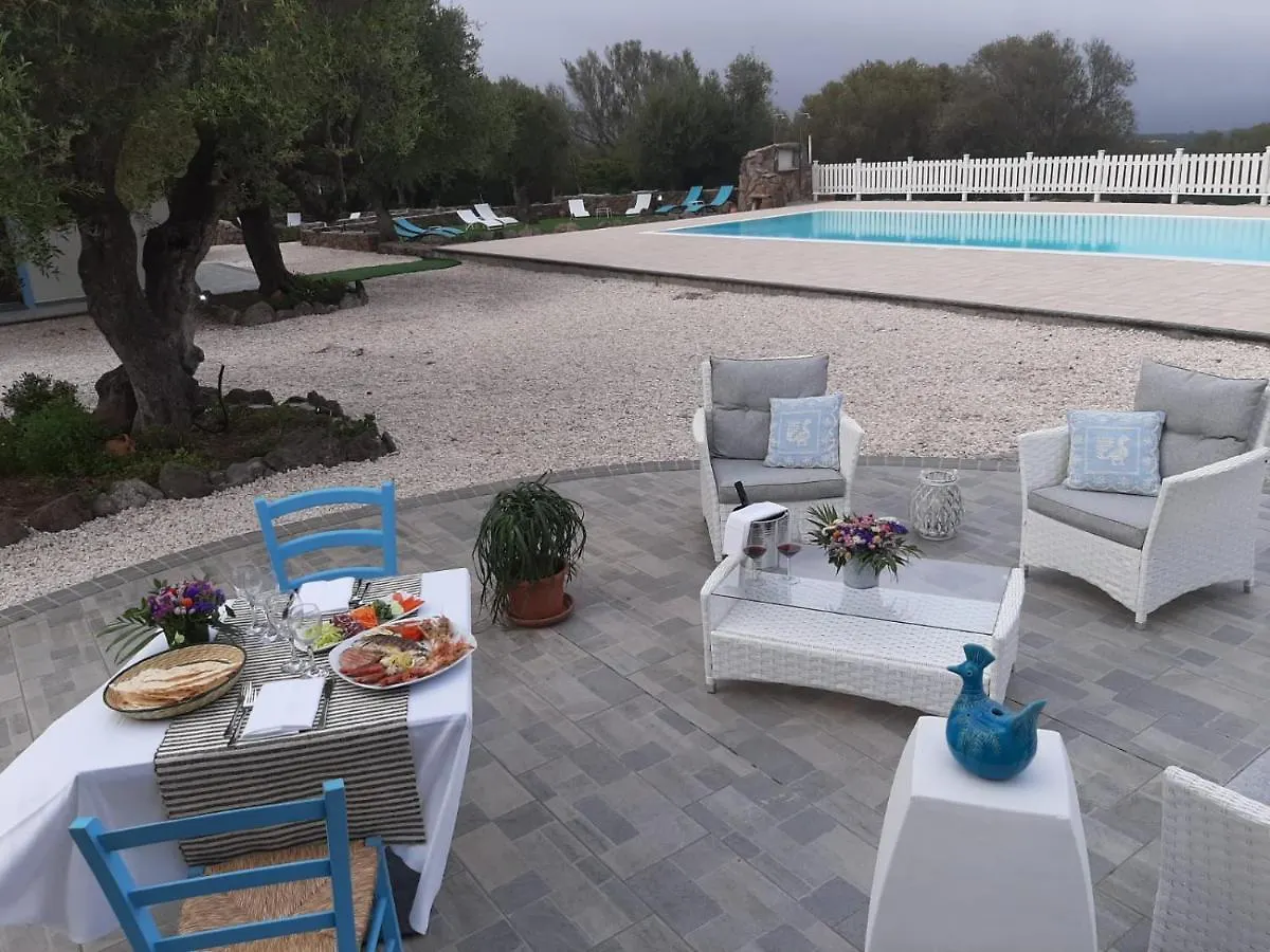 Borgo Rurale Cares Vila Dorgali Alojamento de Turismo Rural